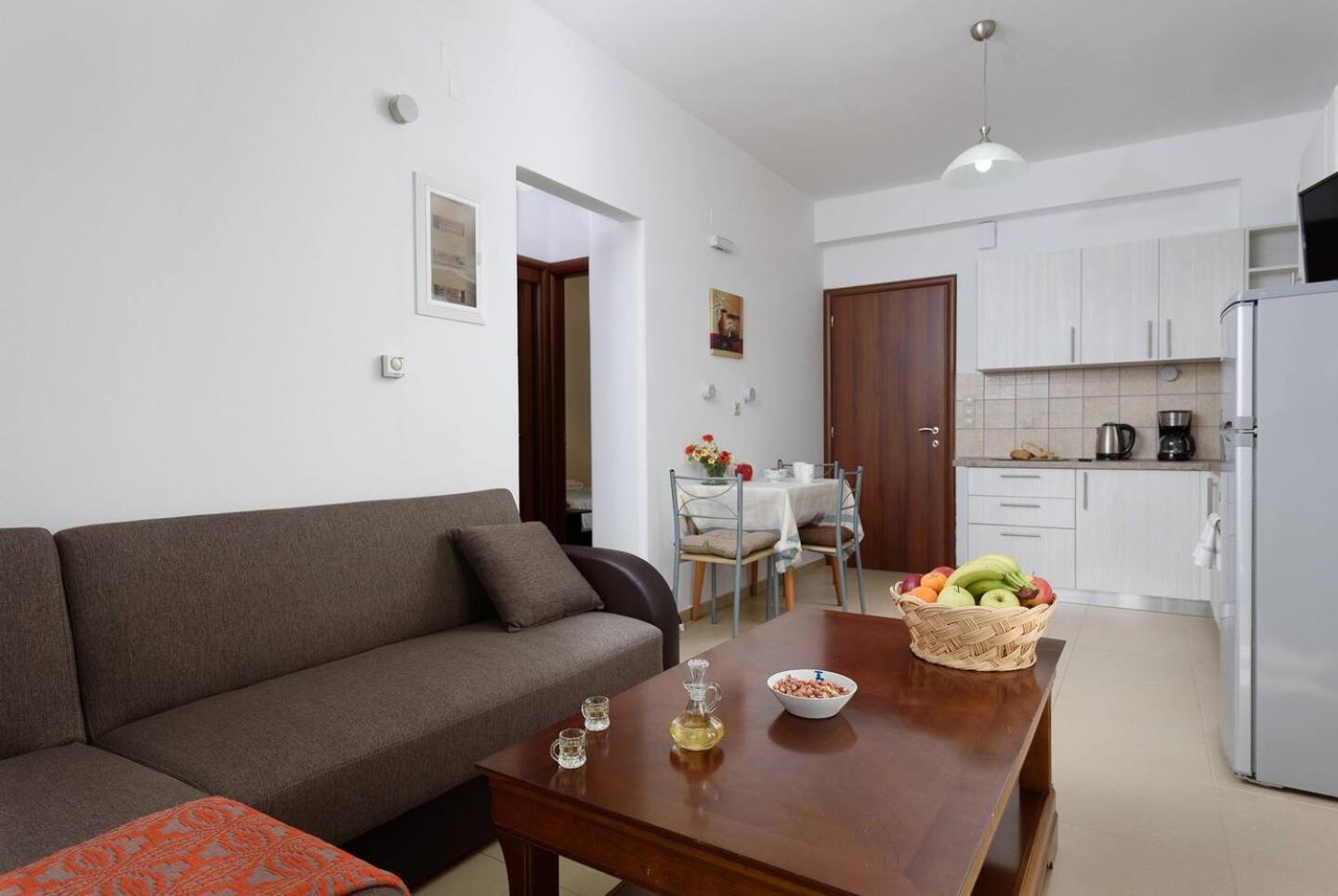 Sofia Apartment, With Sea & Mountain View Kalamaki  Zewnętrze zdjęcie