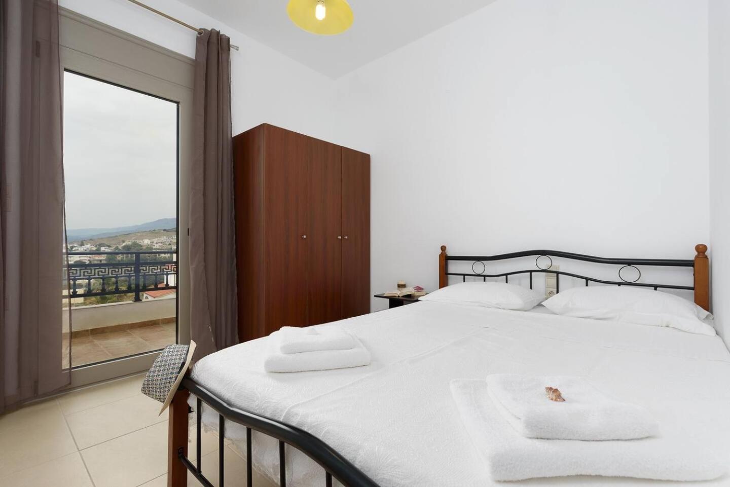 Sofia Apartment, With Sea & Mountain View Kalamaki  Zewnętrze zdjęcie